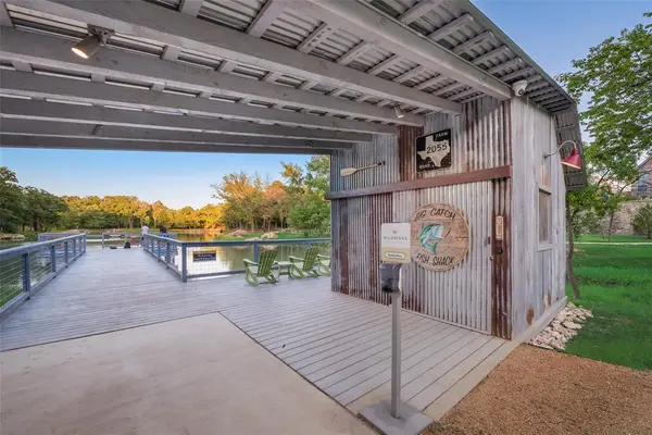 9521 Leisure Pace Lane, Oak Point, TX 75068