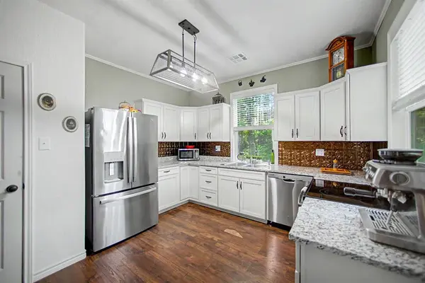 2874 An County Road 335, Palestine, TX 75803