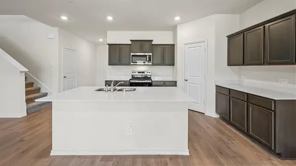 1810 Nestling Street, Crandall, TX 75114