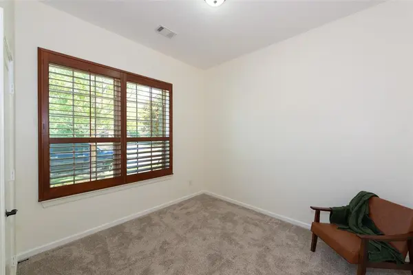 1008 Lone Ivory Trail, Arlington, TX 76005