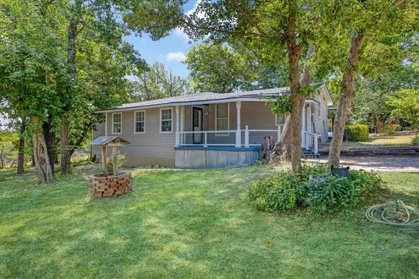 1250 Garrett Road, Whitewright, TX 75491