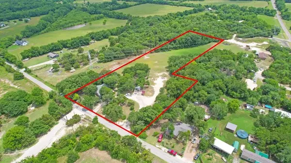 1250 Garrett Road, Whitewright, TX 75491