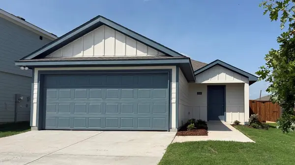 1304 Brook Lane, Josephine, TX 75135