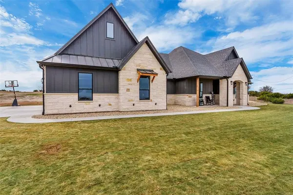 12503 County Road 1131, Godley, TX 76044