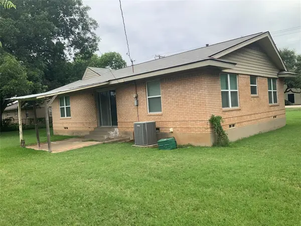 1421 N 9th Street, Midlothian, TX 76065