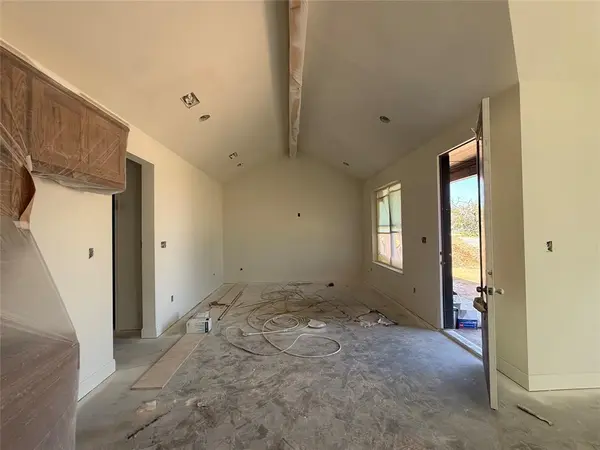 414 E Belknap Street, Jacksboro, TX 76458