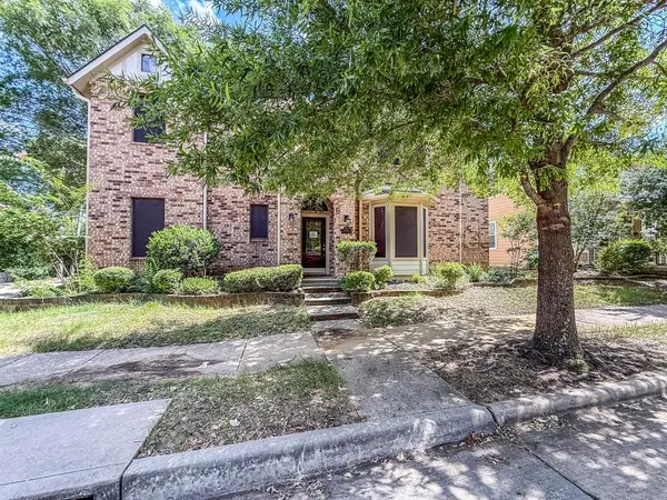 1528 Chestnut Drive, Savannah, TX 76227
