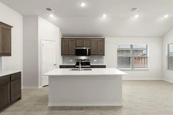 3266 Ribisl Lane, Royse City, TX 75189