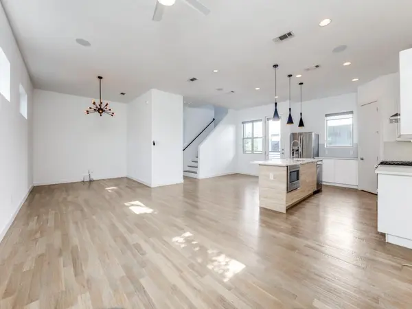 5714 Bryan Parkway #D, Dallas, TX 75206
