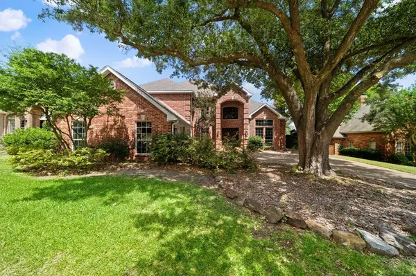 917 Hills Creek Drive, Mckinney, TX 75072