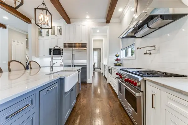 3017 Southwestern Boulevard, University Park, TX 75225