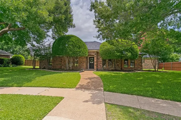 1204 Syracuse Circle, Plano, TX 75075