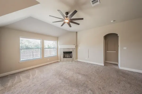 5905 Scottsdale Lane, Fort Worth, TX 76179