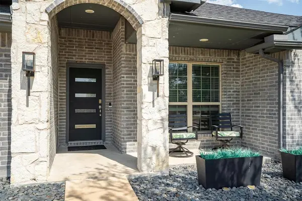 111 Columbia Street, Farmersville, TX 75442