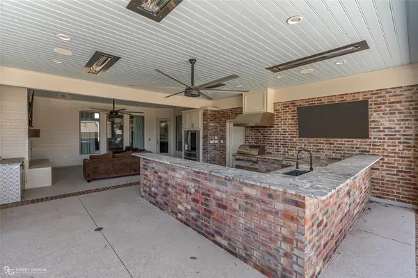 624 Silkwood Drive, Benton, LA 71006
