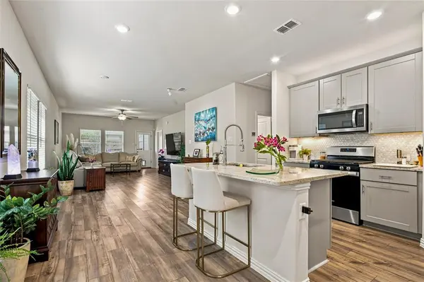 1824 Ash Oak Lane, Forney, TX 75126
