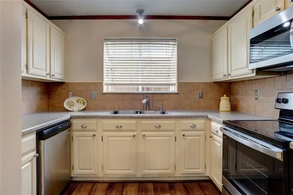 5565 Preston Oaks Road #120, Dallas, TX 75254