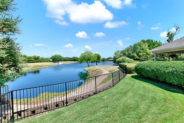 5221 MARINERS Drive, Plano, TX 75093