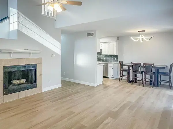 332 W Harwood Road #B, Hurst, TX 76054