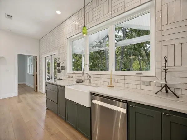 2530 Flora Lane, Denison, TX 75020