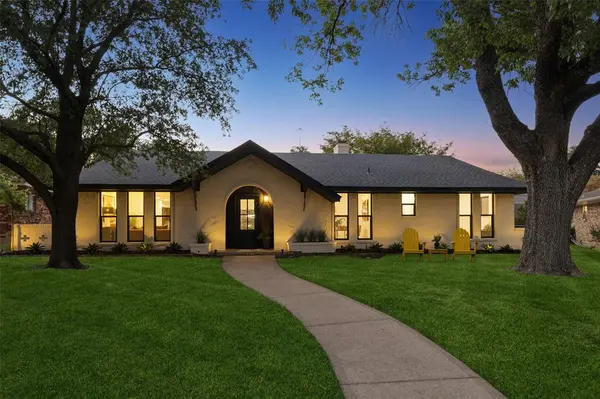 2133 Oak Valley Lane, Dallas, TX 75232