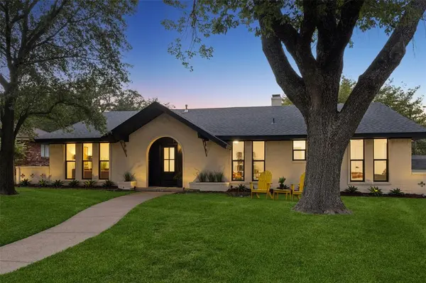 2133 Oak Valley Lane, Dallas, TX 75232