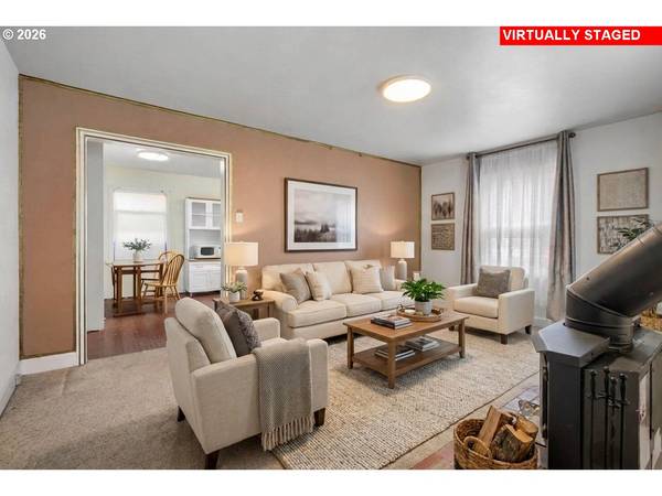 194 S ELM ST, Canby, OR 97013