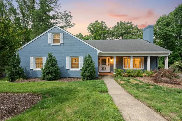 3521 Willow Lawn DR, Lynchburg, VA 24503