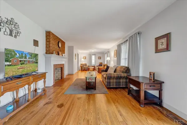 1544 Newton CIR, Bedford, VA 24523