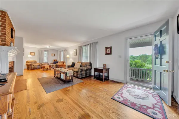 1544 Newton CIR, Bedford, VA 24523