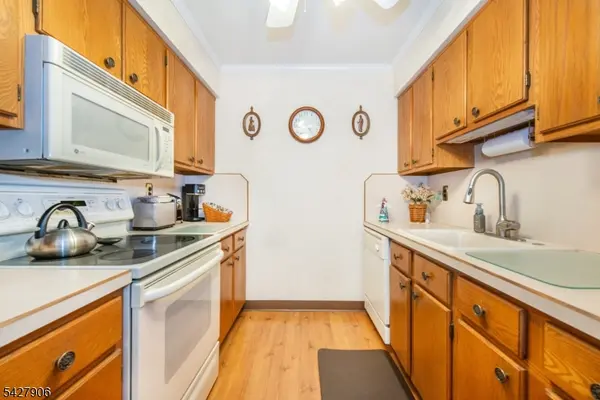 46 Watsessing Ave #A9, Belleville Twp., NJ 07109