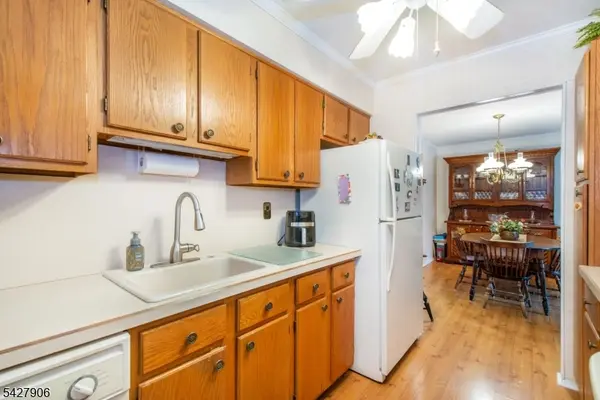 46 Watsessing Ave #A9, Belleville Twp., NJ 07109