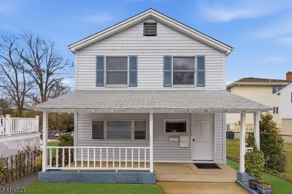 2455 3Rd St, Fort Lee Boro, NJ 07024