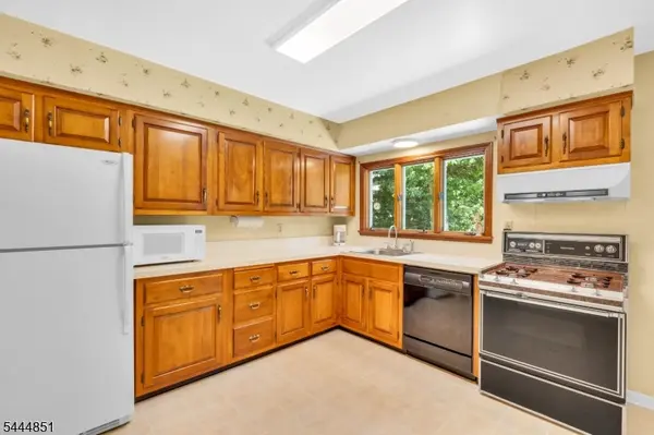 28 Southard Pl, Bernards Twp., NJ 07920