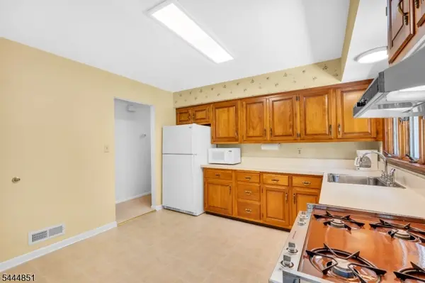 28 Southard Pl, Bernards Twp., NJ 07920