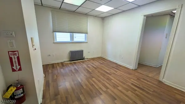245 Union St, Lodi Boro, NJ 07644