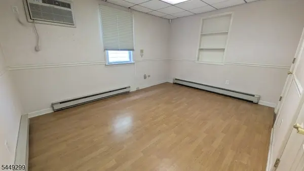 245 Union St, Lodi Boro, NJ 07644
