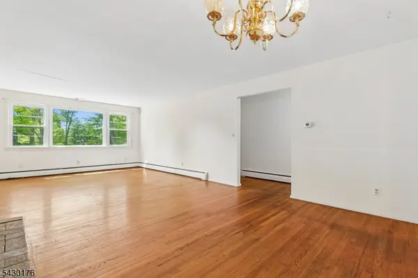 59 Stella Dr, Bridgewater Twp., NJ 08807