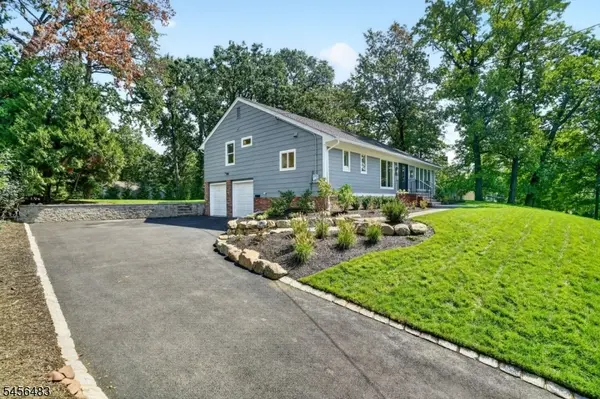 910 Minisink Way, Westfield Town, NJ 07090