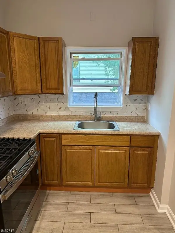811 Parker St #1, Newark City, NJ 07104