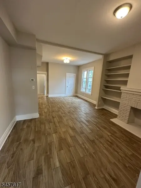 811 Parker St #1, Newark City, NJ 07104