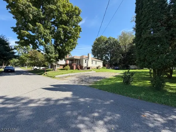 50 Clinton Ave, Mount Olive Twp., NJ 07828
