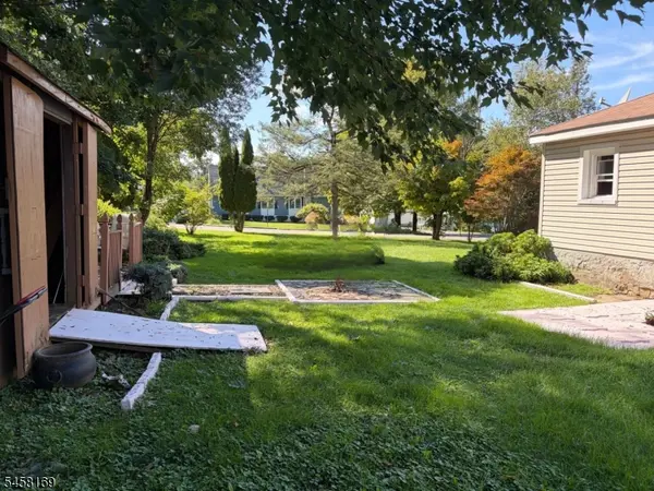 50 Clinton Ave, Mount Olive Twp., NJ 07828
