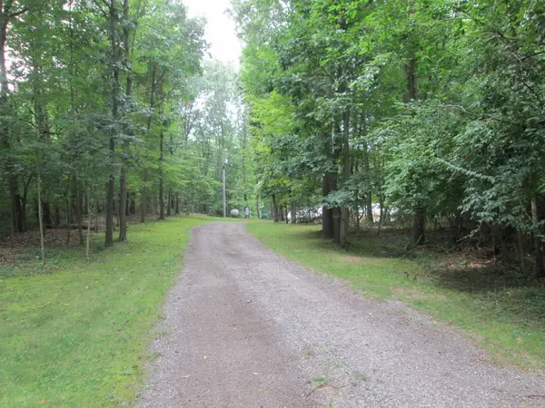 69624 Gumwood RD, Milton Twp, MI 49120