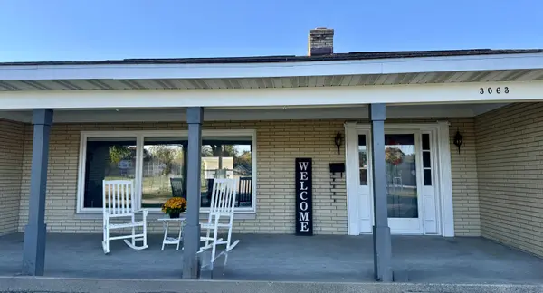 3063 Glenside BLVD, Roosevelt Park City, MI 49441