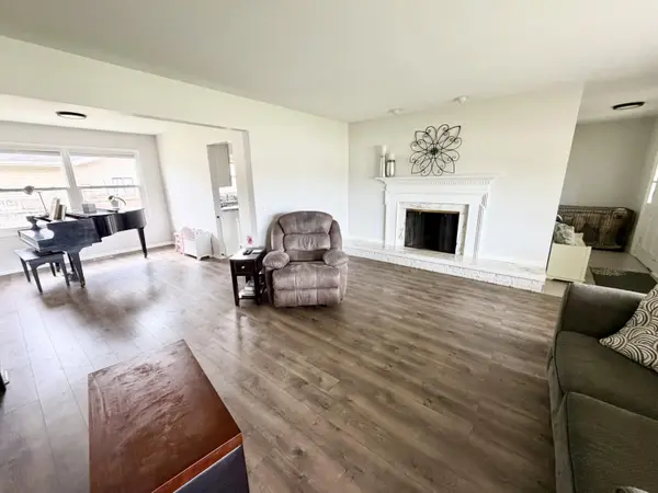 3063 Glenside BLVD, Roosevelt Park City, MI 49441