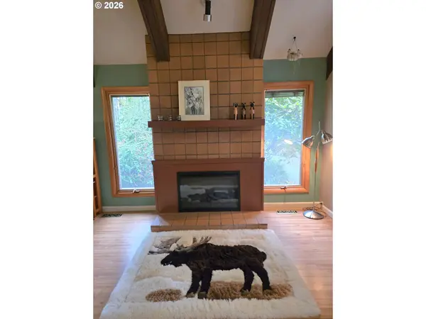 2350 MCLEAN BLVD, Eugene, OR 97405