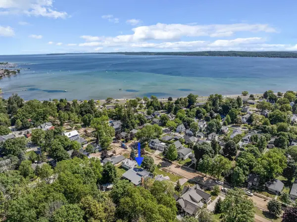 529 Monroe ST, Traverse City, MI 49684