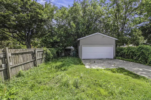 612 N Walnut ST, Lansing City, MI 48933