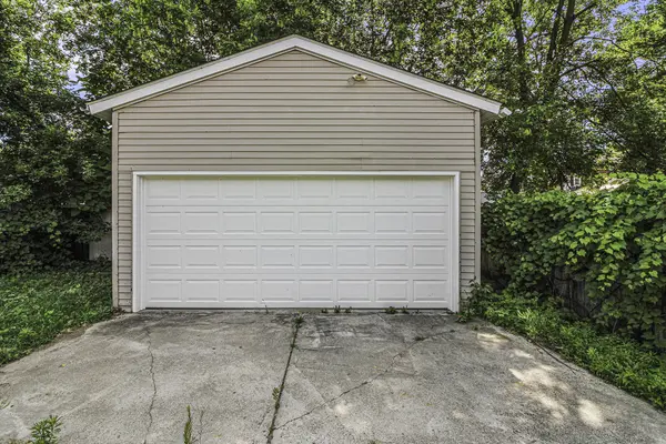 612 N Walnut ST, Lansing City, MI 48933